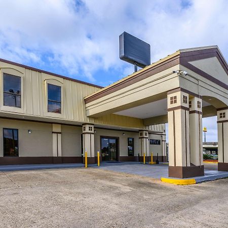 Quality Inn New Orleans I-10 East Exterior photo